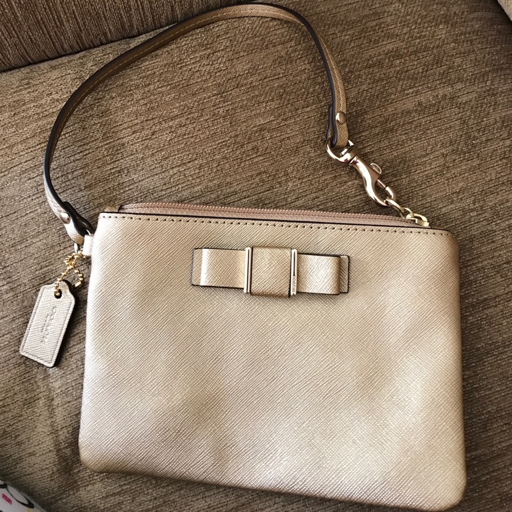 Small gold wristlet